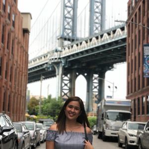 Meet your Posher, Cristina